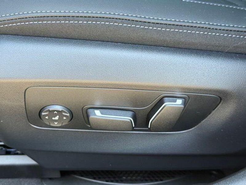 New 2026 BMW 5 Series 530iImage 17