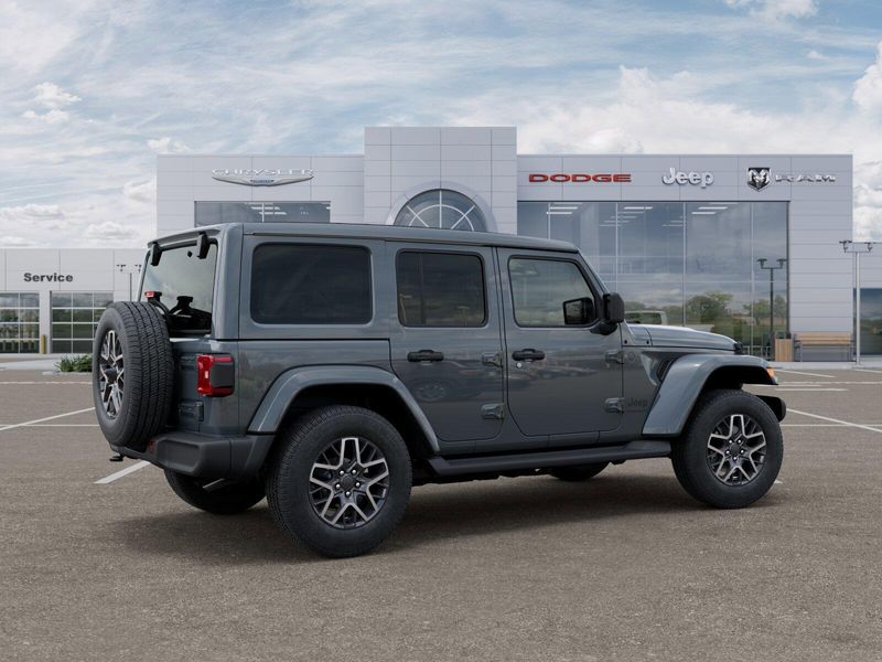 New 2026 Jeep Wrangler 4-door SaharaImage 4