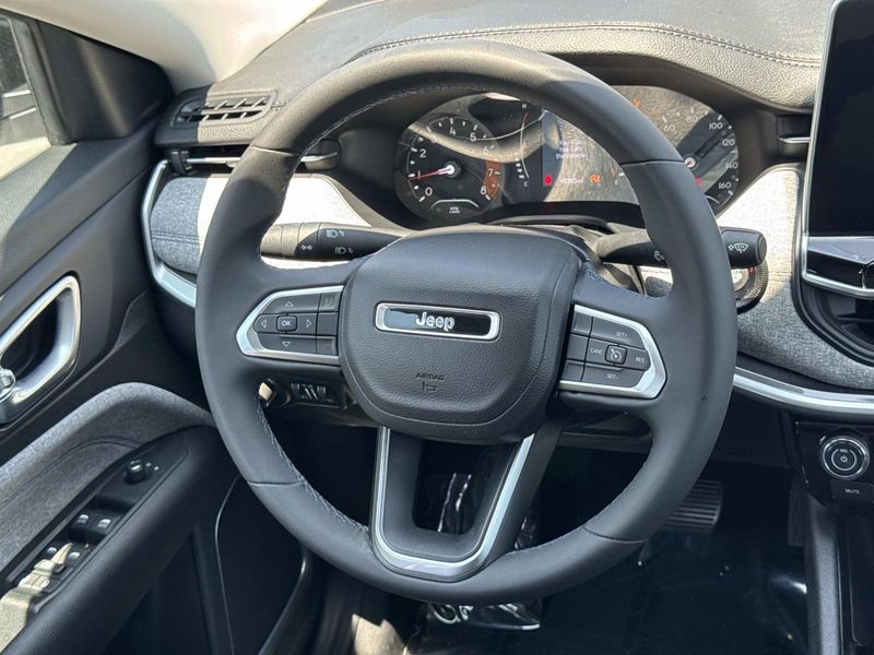 Used 2022 Jeep Compass Latitude