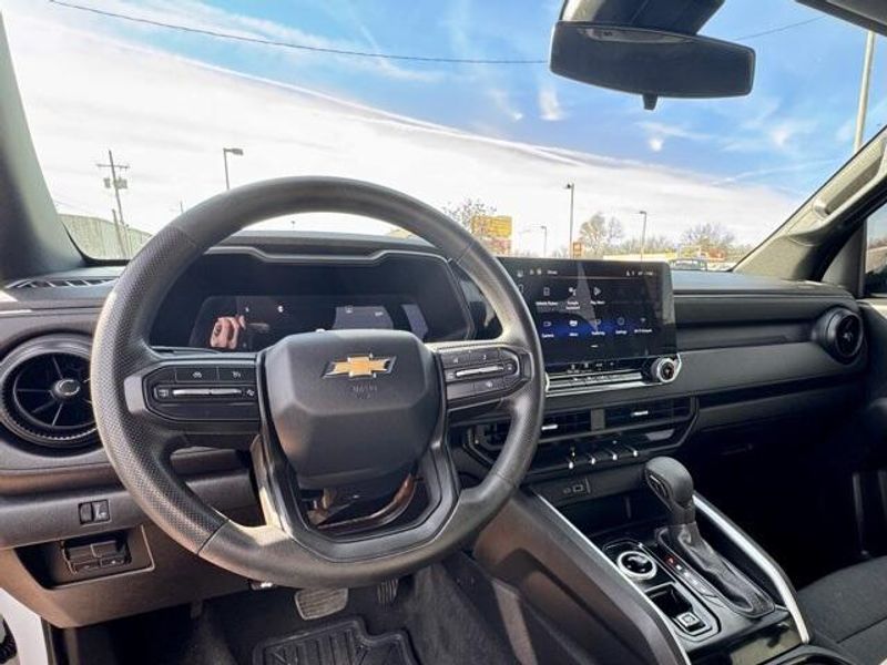 Used 2023 Chevrolet Colorado Work TruckImage 10