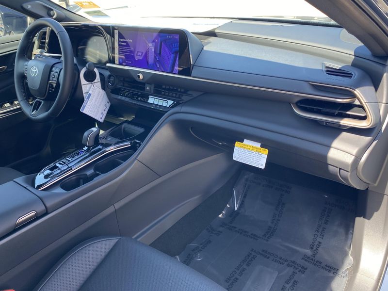 New 2026 Toyota Crown LimitedImage 9