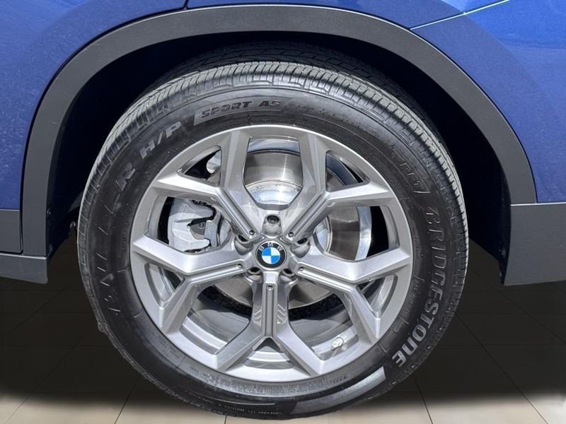 2022 BMW X4 xDrive30iImage 17