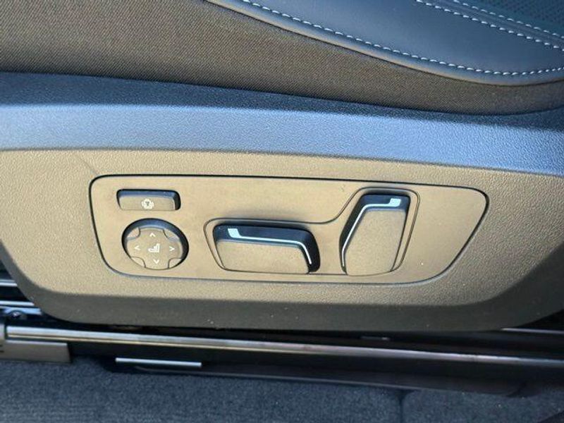 New 2026 BMW X3 30 xDriveImage 17