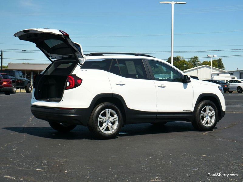 Used 2023 GMC Terrain SLE