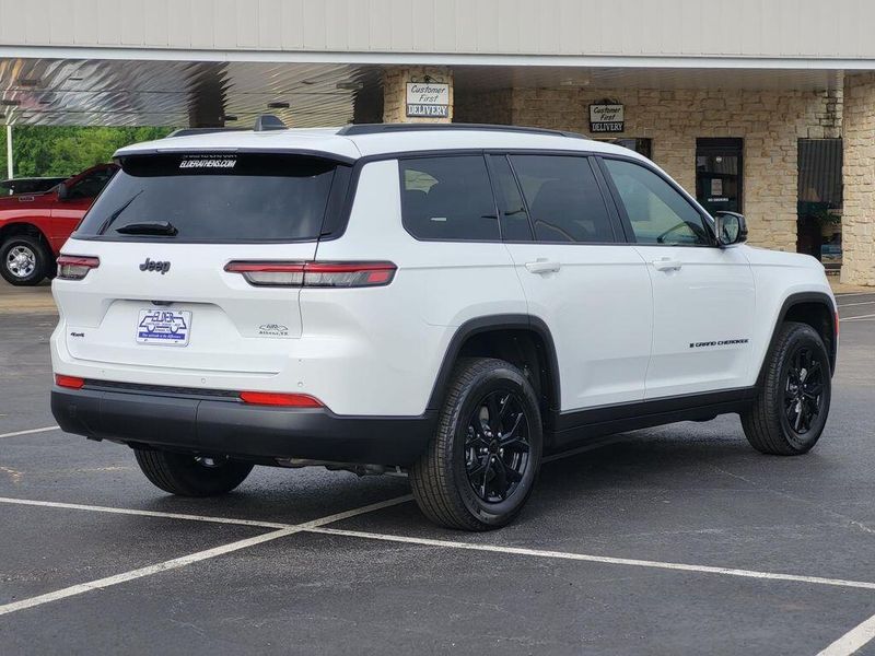 2025 Jeep Grand Cherokee L Altitude X 4x4Image 6