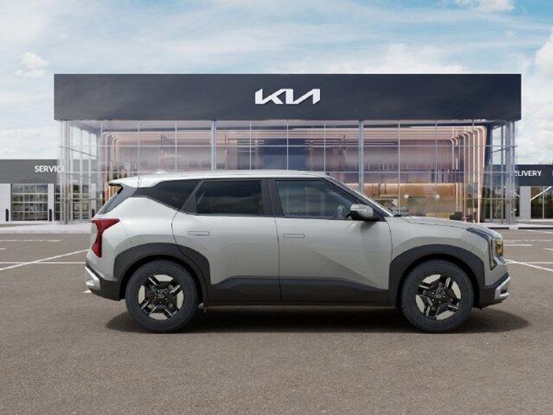 New 2027 Kia Seltos LXImage 8