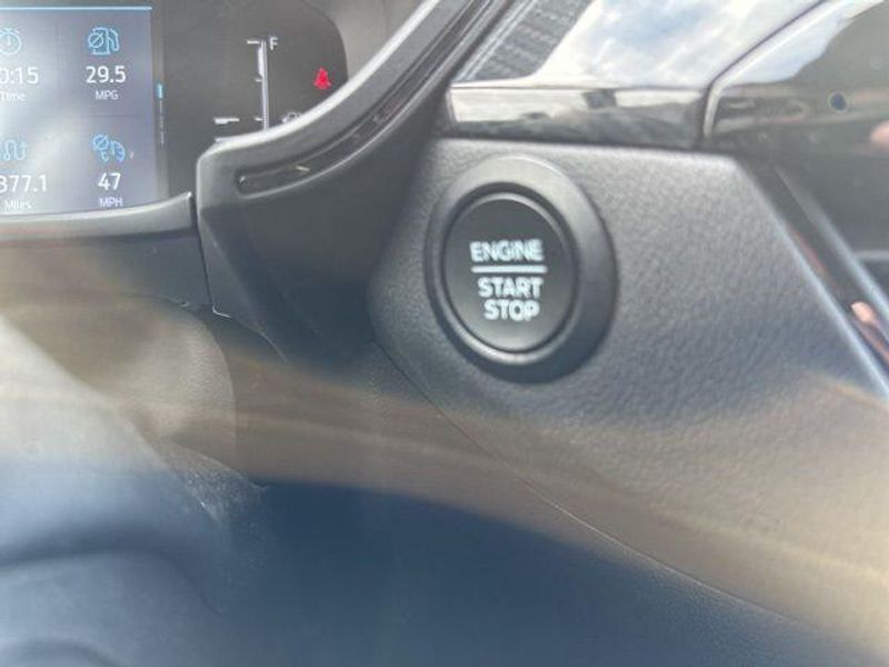 2024 Ford Escape ST-LineImage 28