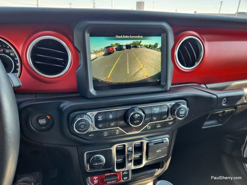 2022 Jeep Wrangler Unlimited Rubicon photo 38