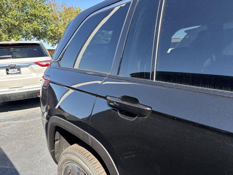 New 2025 Jeep Grand Cherokee Limited 4x4Image 6