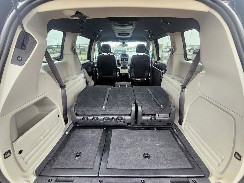 Used 2019 Dodge Grand Caravan SXT