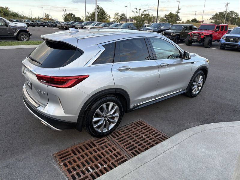 Used 2019 INFINITI QX50 LuxeImage 11