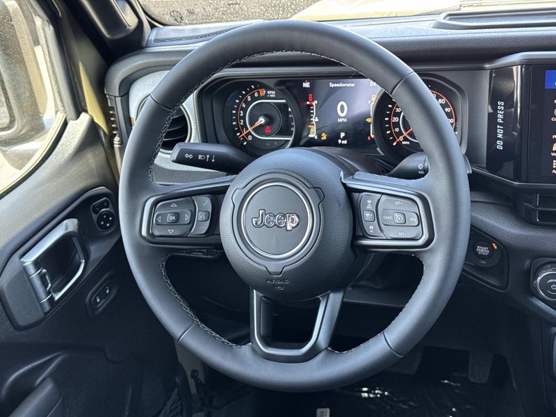New 2026 Jeep Gladiator Sport S 4x4