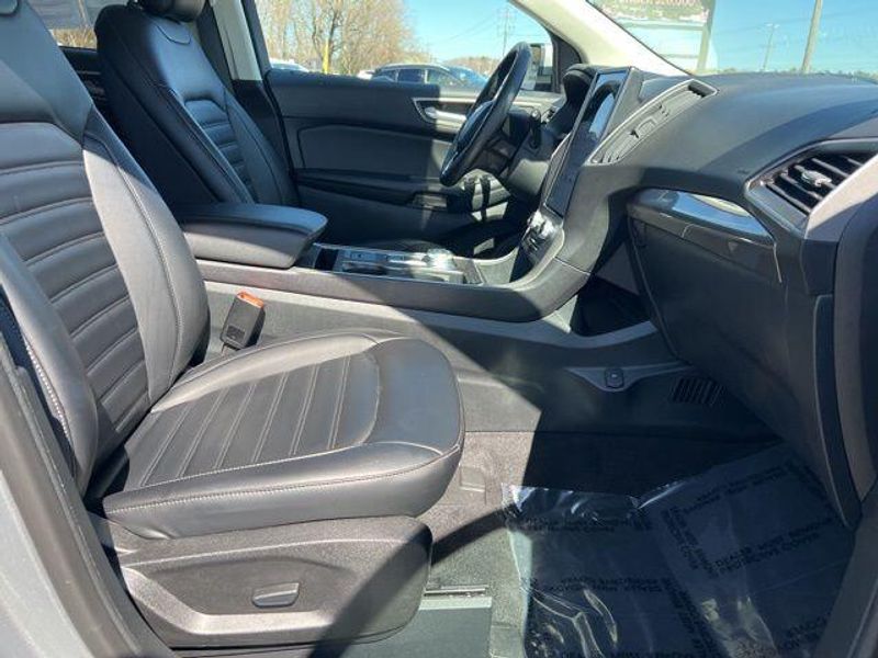2024 Ford Edge SELImage 25