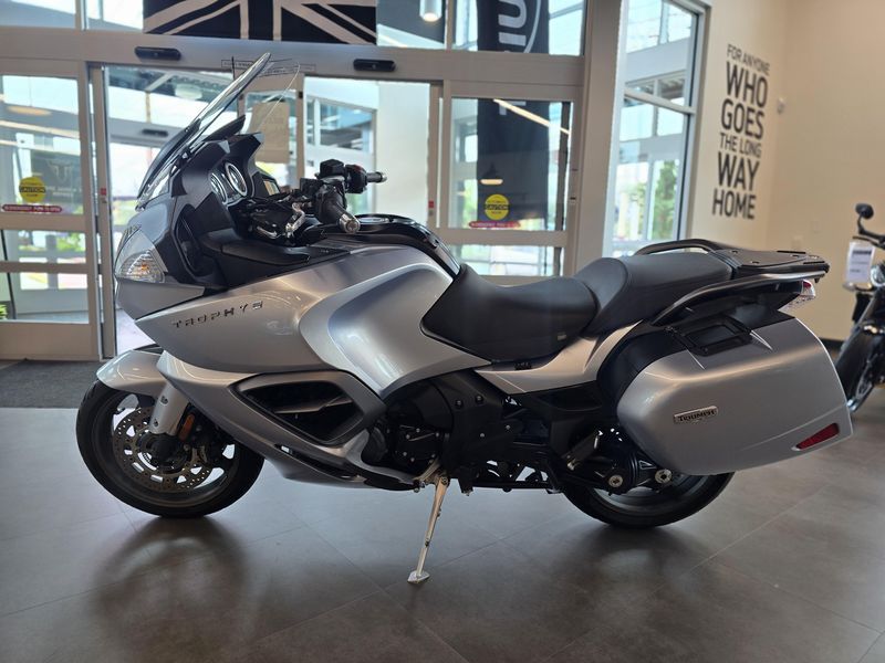 Used 2014 Triumph TROPHY SE 
