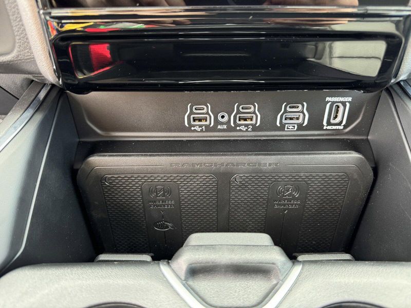 2025 RAM 1500 LaramieImage 25