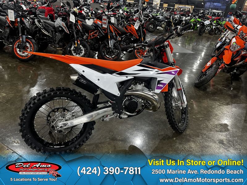 2024 KTM 300 SX  in a ORANGE exterior color. Del Amo Motorsports of Redondo Beach (424) 304-1660 delamomotorsports.com 