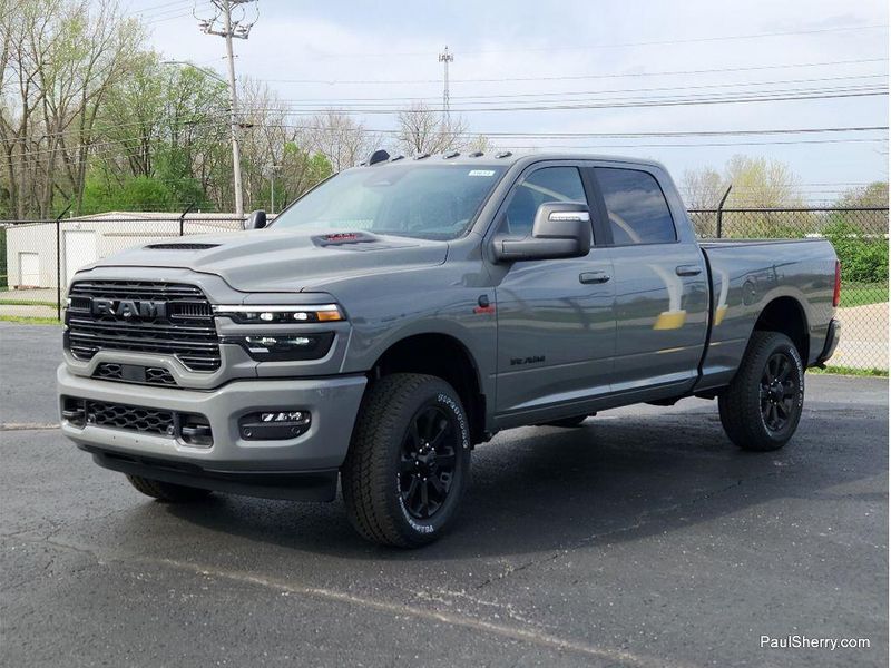 New 2026 RAM 3500 Laramie Crew Cab 4x4 6'4' Box