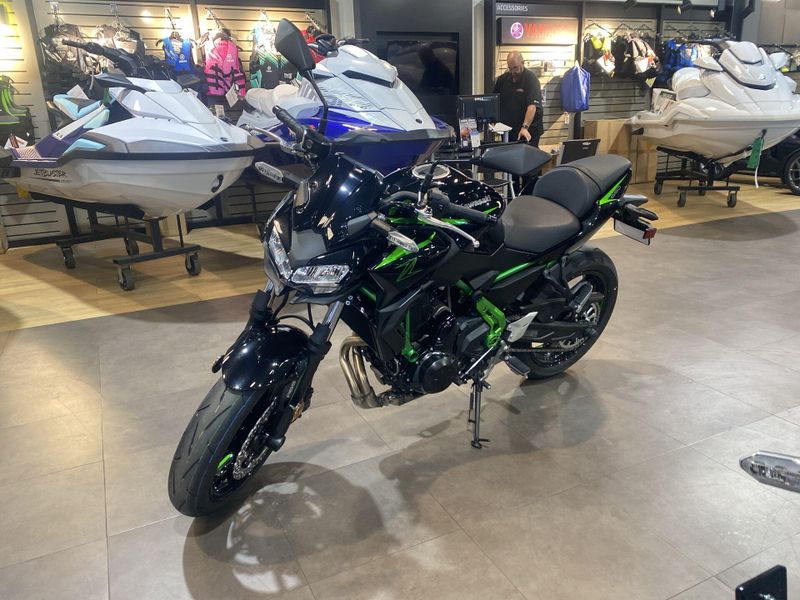 New 2025 Kawasaki Z650 ABS Image 4