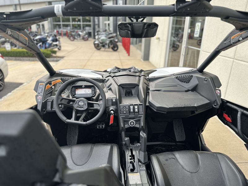 2024 Can-Am MAVERICK X3 RS TURBO RRImage 6