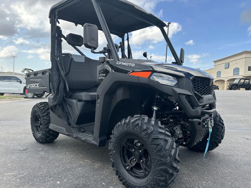 2025 CFMOTO UFORCE 600 NEBULA BLACK in a TWILIGHT BLUE exterior color. Family PowerSports (877) 886-1997 familypowersports.com 