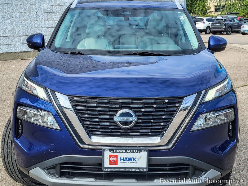 2023 Nissan Rogue SV photo 4