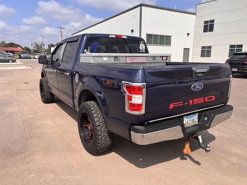 2018 Ford F-150 XLT photo 2