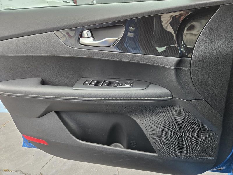 Used 2024 Kia Forte GT-Line IVT