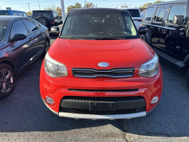 2019 Kia Soul +Image 3