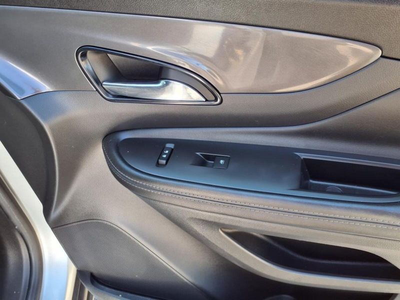 2021 Buick Encore Preferred photo 4