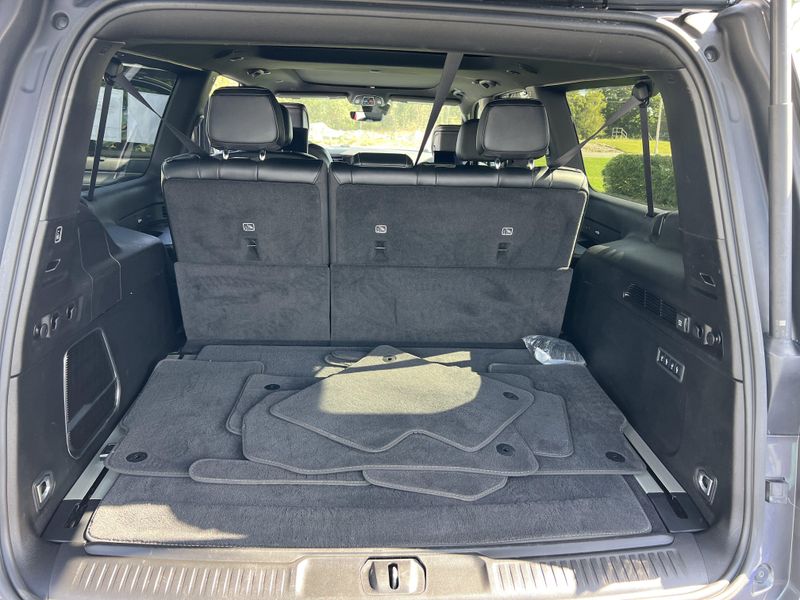 2024 Jeep Wagoneer L Series II CarbideImage 21