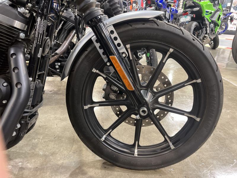 Used 2020 Harley-Davidson SPORTSTER IRON 883 Image 22