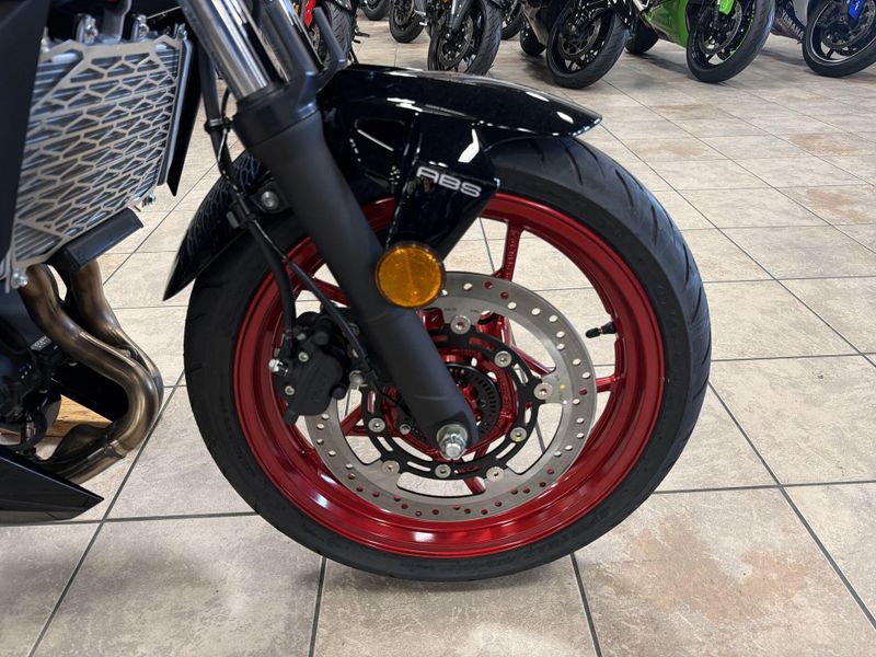 New 2026 Kawasaki Z500 SE ABS Image 19