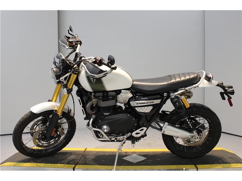 2019 Triumph Scrambler 1200Image 3