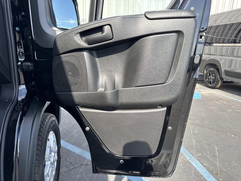 New 2026 RAM Promaster 1500 Slt Cargo Van High Roof 136' Wb
