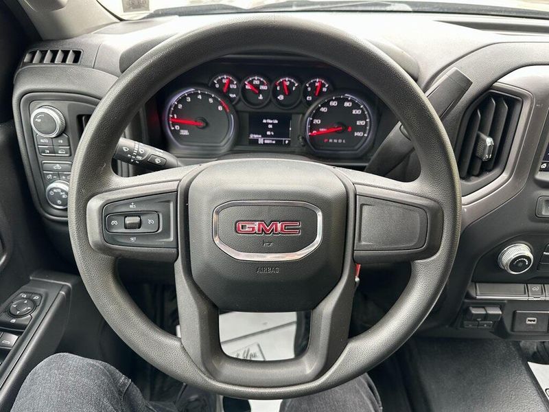 2019 GMC Sierra 1500 BaseImage 2