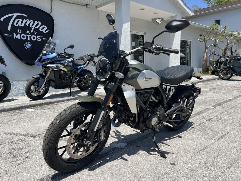 2023 Ducati Scrambler Icon 