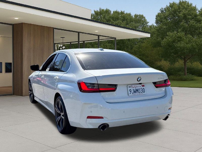 Used 2024 BMW 3 Series 330iImage 10