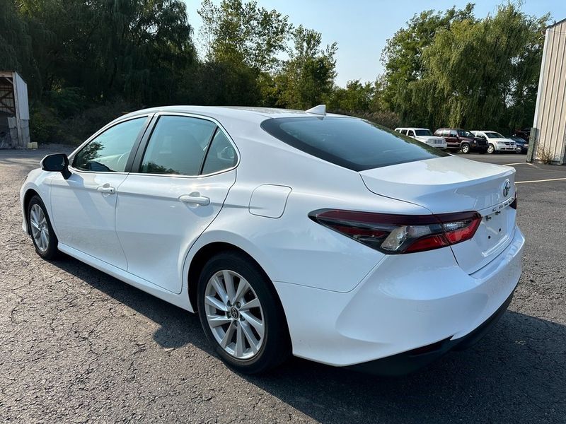 2022 Toyota Camry LEImage 13