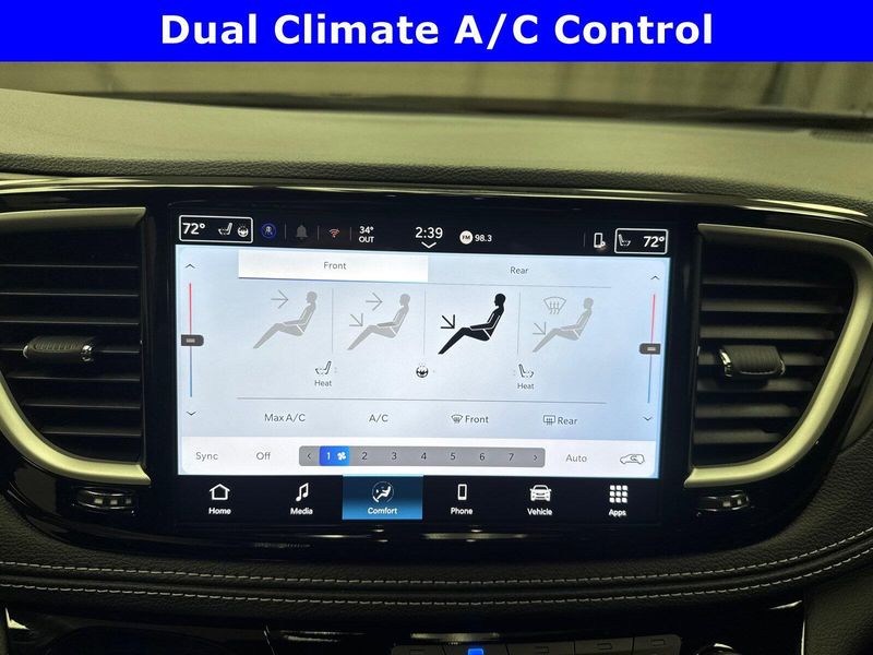 2025 Chrysler Pacifica Select AwdImage 13