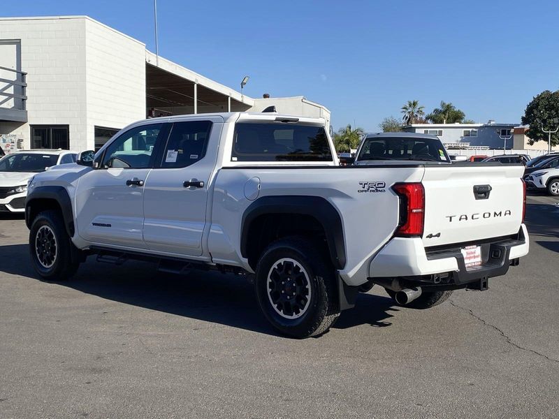 2024 Toyota Tacoma TRD Off RoadImage 5