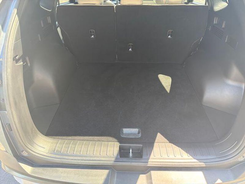 Used 2025 Hyundai Tucson SELImage 19
