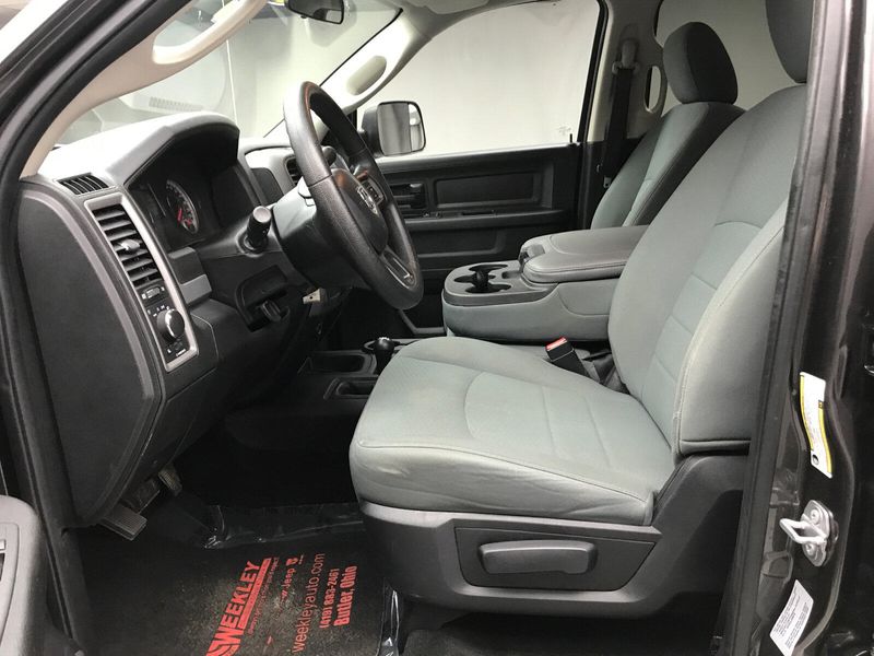 2017 RAM 2500 TradesmanImage 4