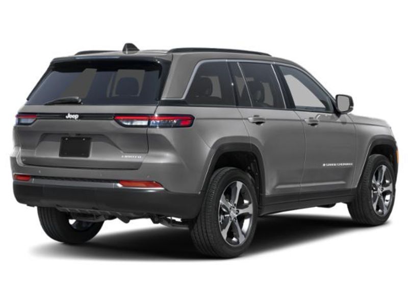 New 2027 Jeep Grand Cherokee LimitedImage 3