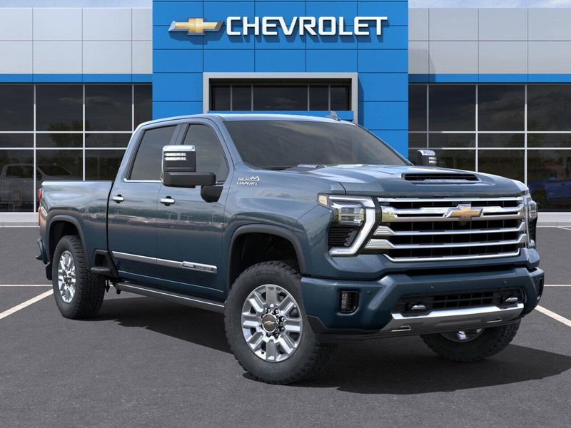 2025 Chevrolet Silverado 2500HD High CountryImage 7