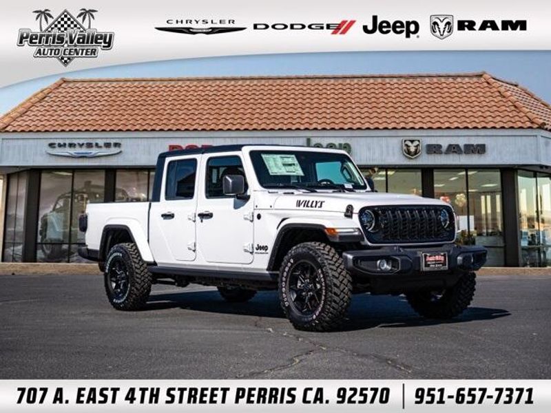 New 2025 Jeep Gladiator WillysImage 1