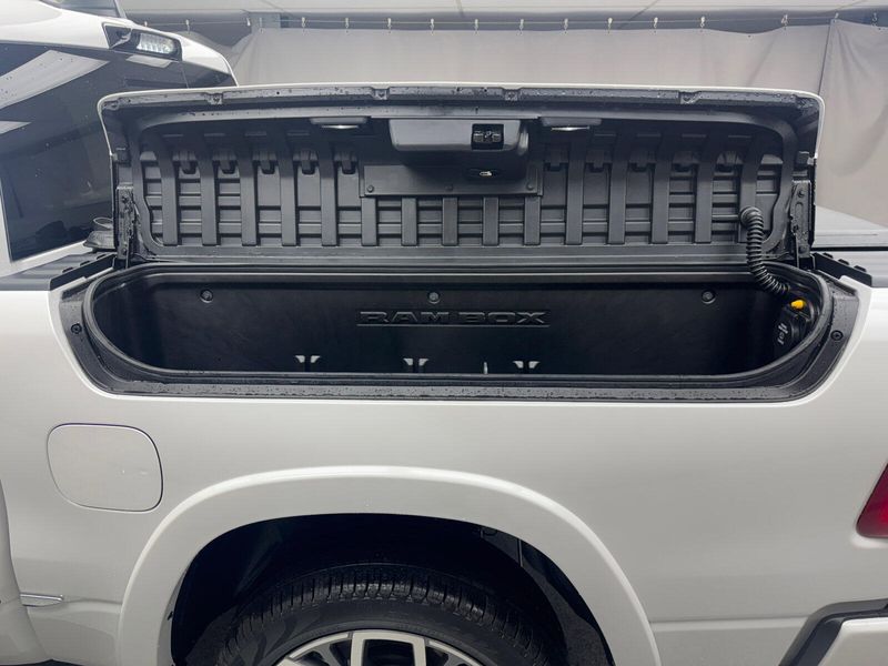 2025 RAM 1500 Tungsten Crew Cab 4x4 5
