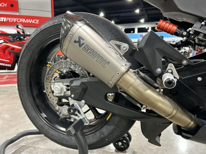 2023 KTM RC 8C  in a BLACK/ORANGE exterior color. Del Amo Motorsports of Redondo Beach (424) 390-7811 delamomotorsports.com 