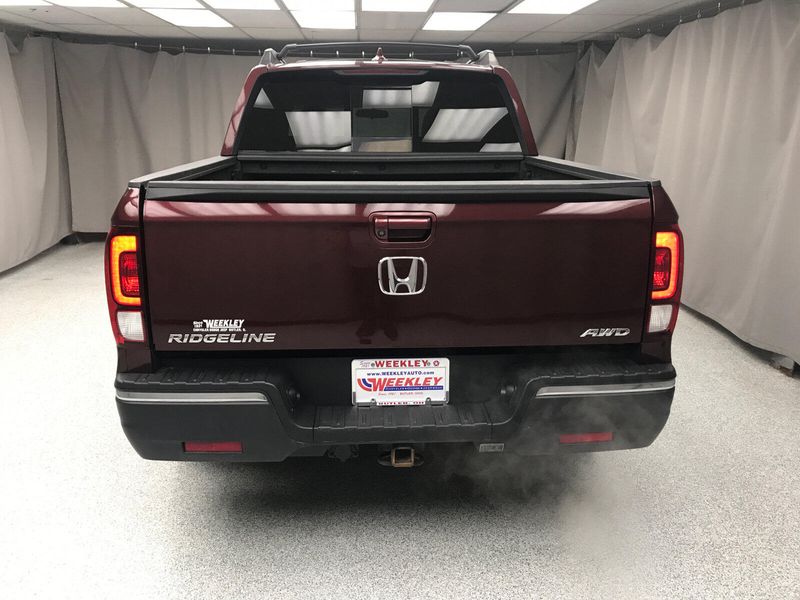 2019 Honda Ridgeline RTLImage 14