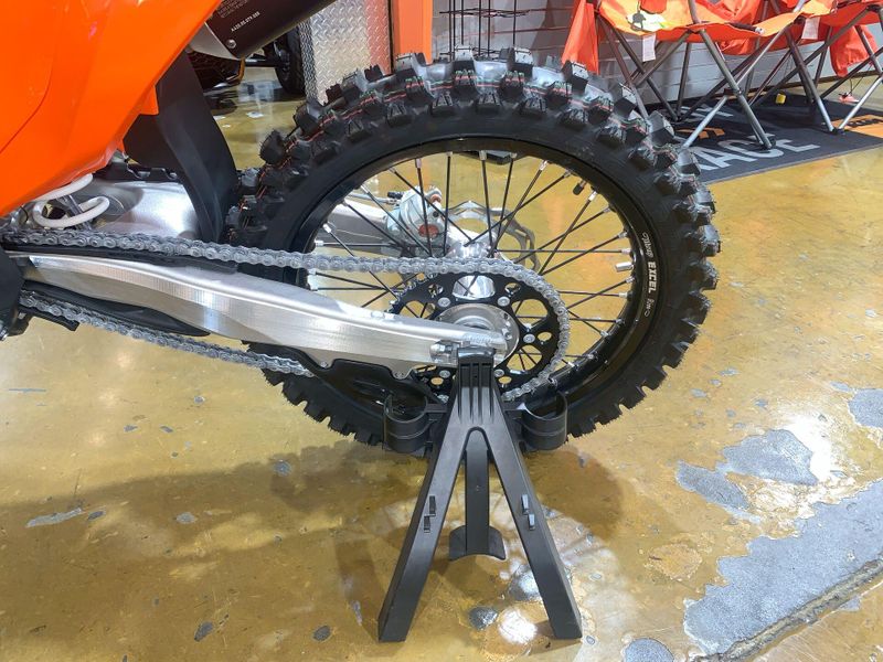 2025 KTM 150 SX Image 11