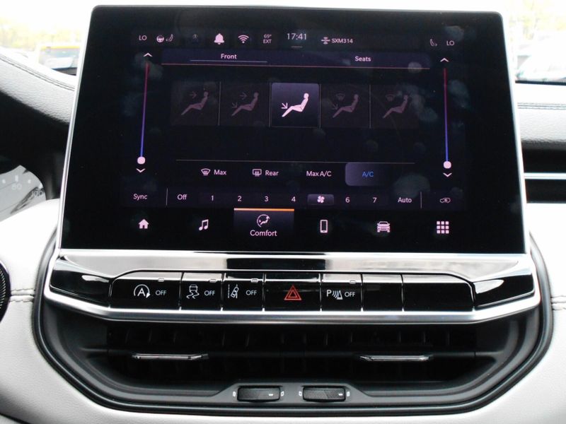 2025 Jeep Compass Limited 4x4Image 21